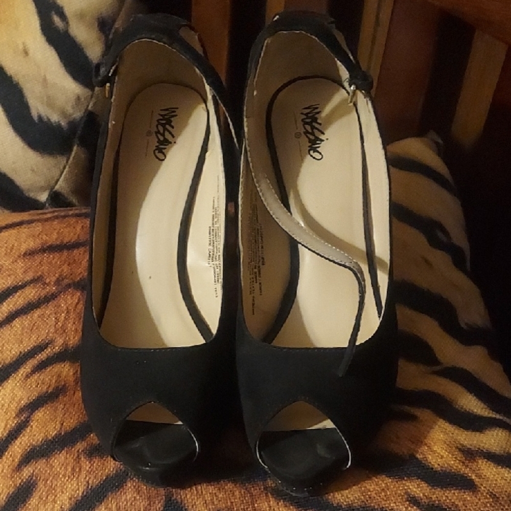 Mossimo Supply Co. Black Peep Toe Heels
